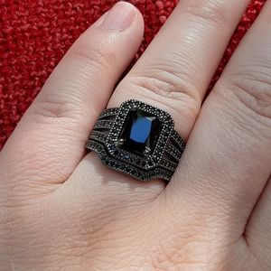 New Black Saphire Ring